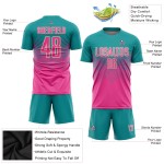 Maglia da calcio personalizzata con stampa a sublimazione color crema-verde acqua Maglia da calcio personalizzata con stampa a sublimazione color crema-verde acqua